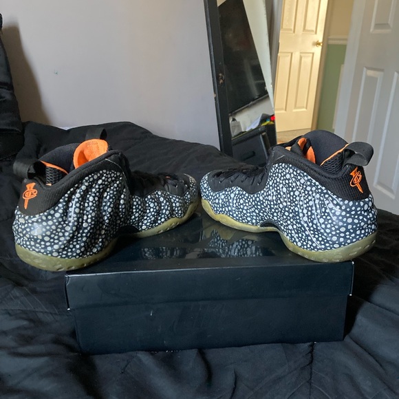 Nike Air Foamposite One PRM Safari. Size 9 mens main image 4